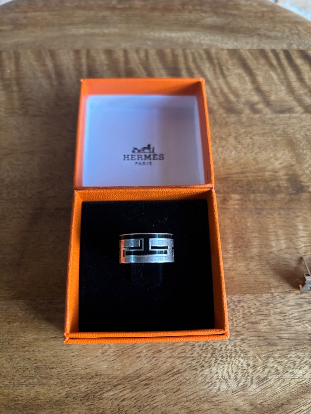 Classic HERMES Silver and Black Woman’s Ring.